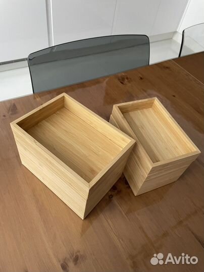 Деревянная шкатулка