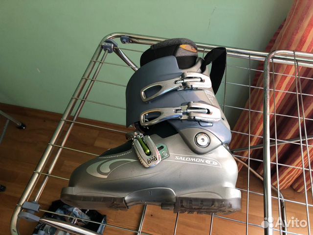 Горнолыжные женские ботинки и лыжи Salomon