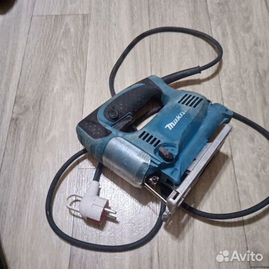 Лобзик makita 4329