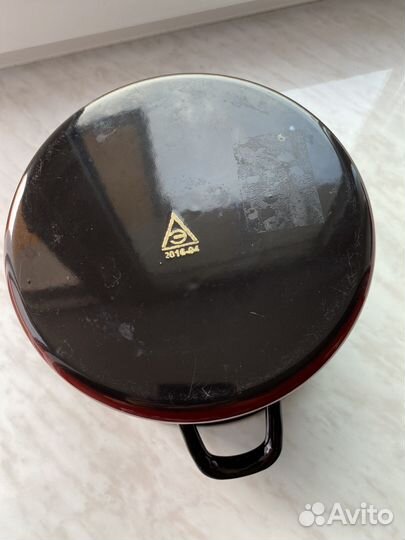 Бронь Кастрюля эмал с крышкой 3,5-4 л новая