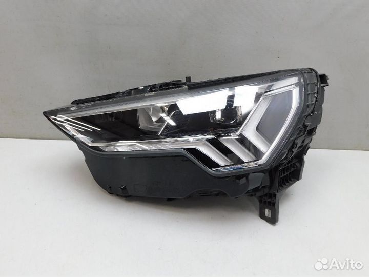 Фара левая Audi Q3/RS Q3