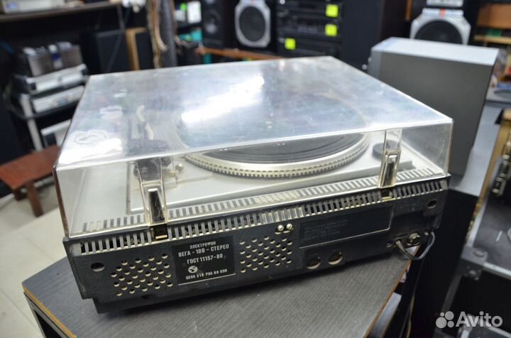 Усилитель с винилом Вега 109