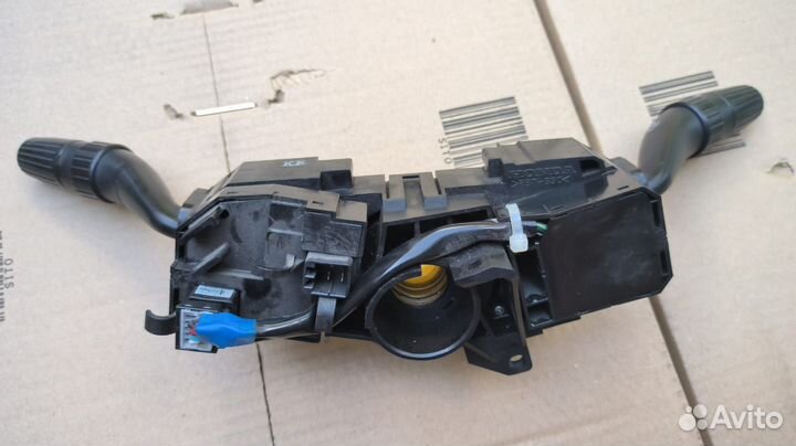 Переключатели под рулевые Honda elysion