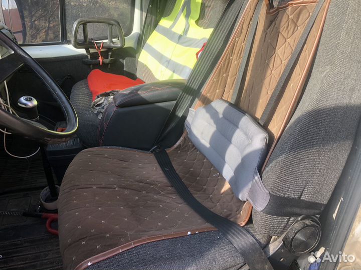 ГАЗ ГАЗель 3302 эвакуатор, 2005