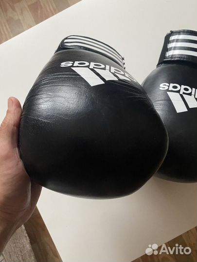 Боксерские перчатки Adidas Performer New