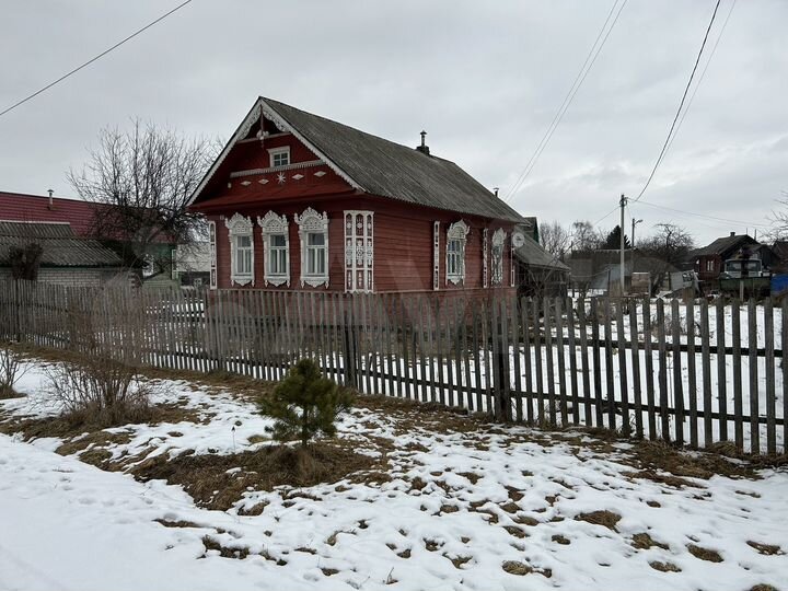 Дом 56 м² на участке 8 сот.