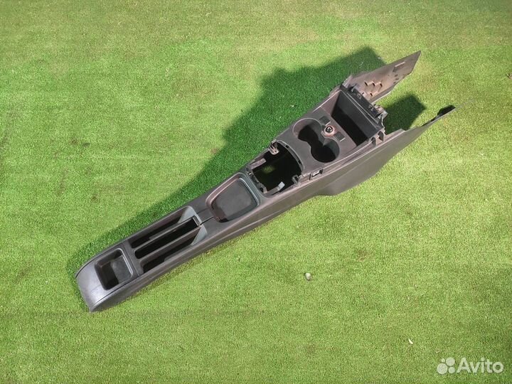 Центральная консоль Volkswagen Polo Sedan седан