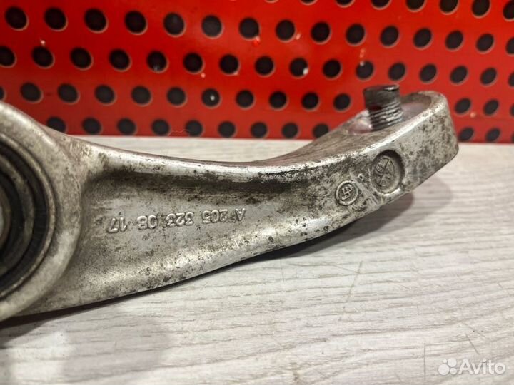 Стойка стабилизатора передняя правая Mercedes-Benz