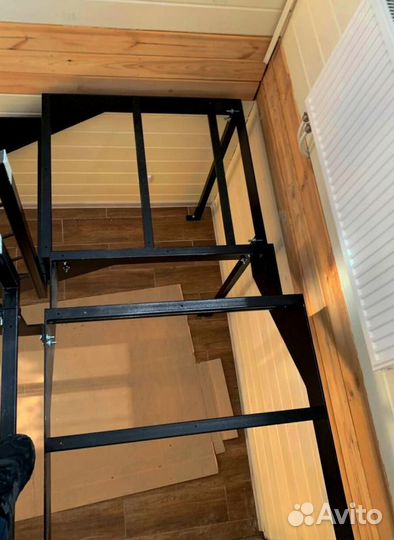 Перила деревянные с монтажем