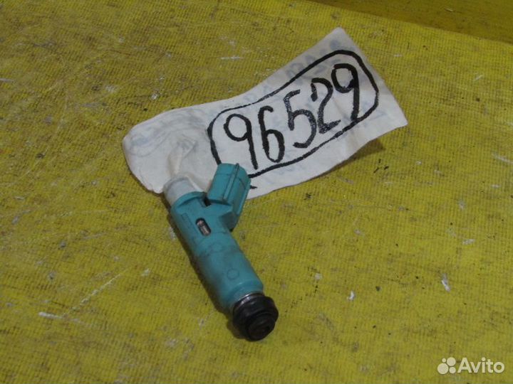 Топливная форсунка Toyota Camry 30 04г 96529