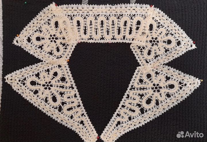 Кружевной воротник