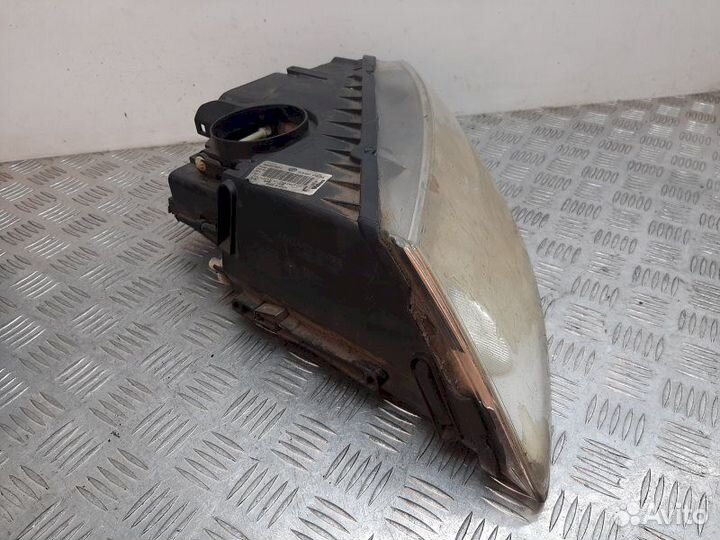 Фара 7L6941015BK Volkswagen Touareg (2002-2010)