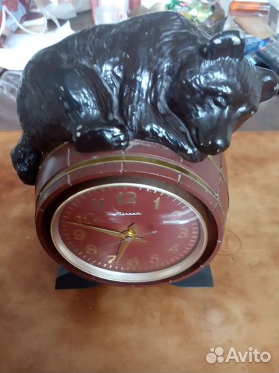 Настольные часы