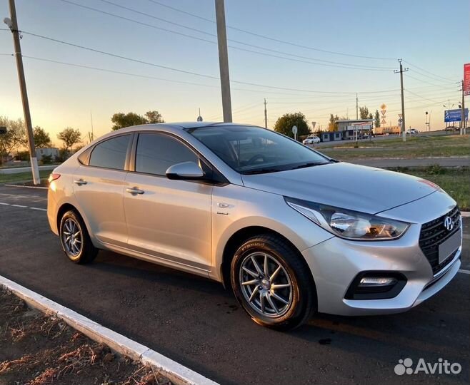 Hyundai Solaris 1.6 AT, 2019, 30 000 км