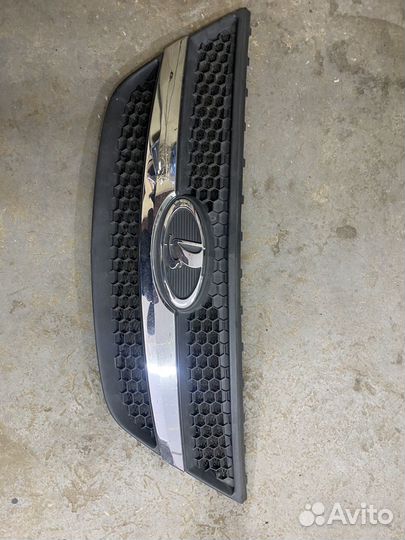 Решотка радиатора Лада ларгус