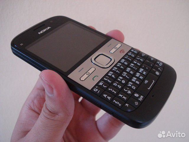Nokia E5, 512 МБ