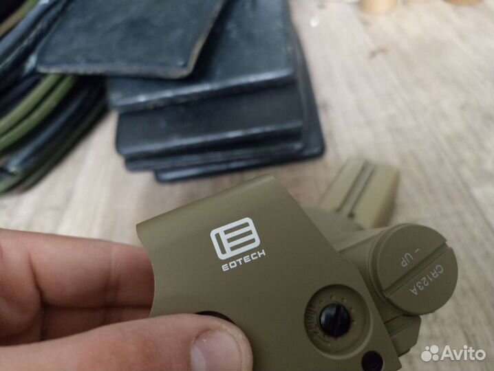 Коллиматорный прицел eotech песочный