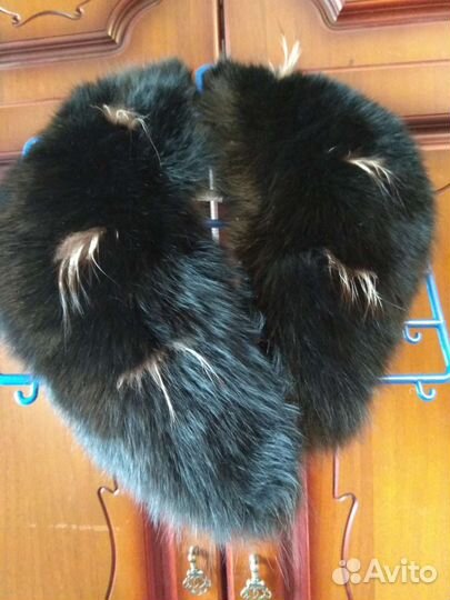 Меховой воротник чернобурка,норка, песец.енот