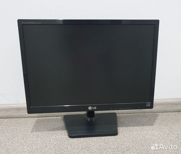 Жк-монитор LG 1945 (19 дюймов)