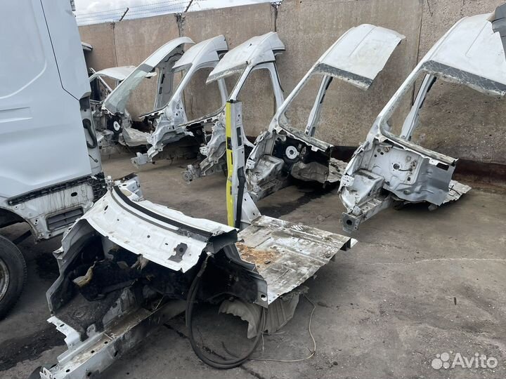 Передняя четверть на Форд Транзит с 14г.в