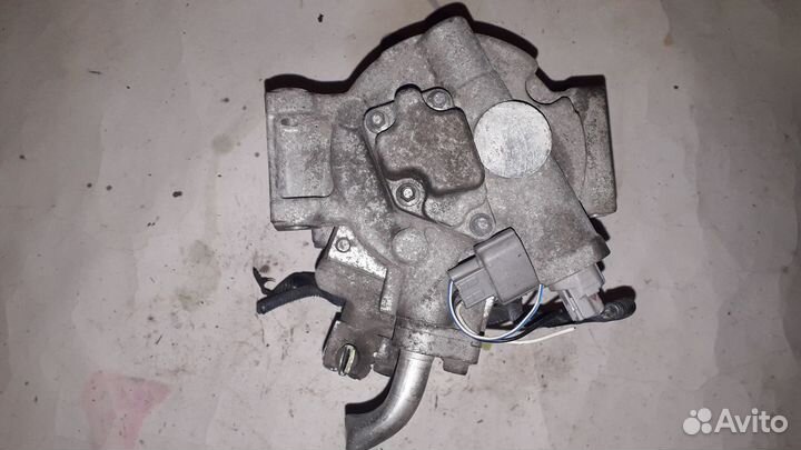 Компрессор кондиционера Toyota Corolla ZR150 1zrfe