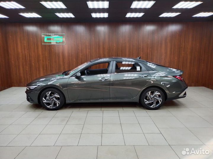 Hyundai Elantra 1.6 AT, 2020, 74 км