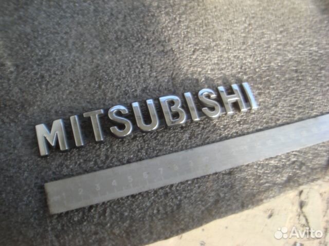 Митсубиси Эмблема задняя Mitsubishi 15 см