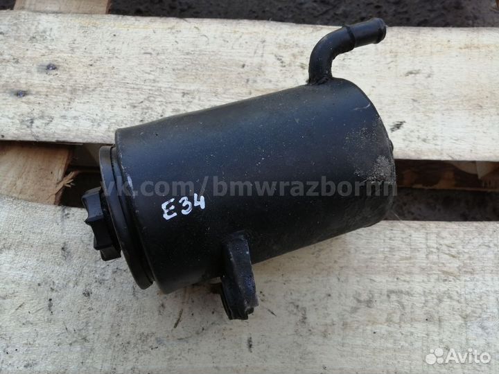 Бачок гур BMW