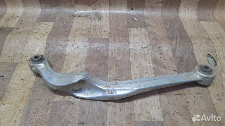 Рычаг поперечный задний левый Nissan Qashqai J11