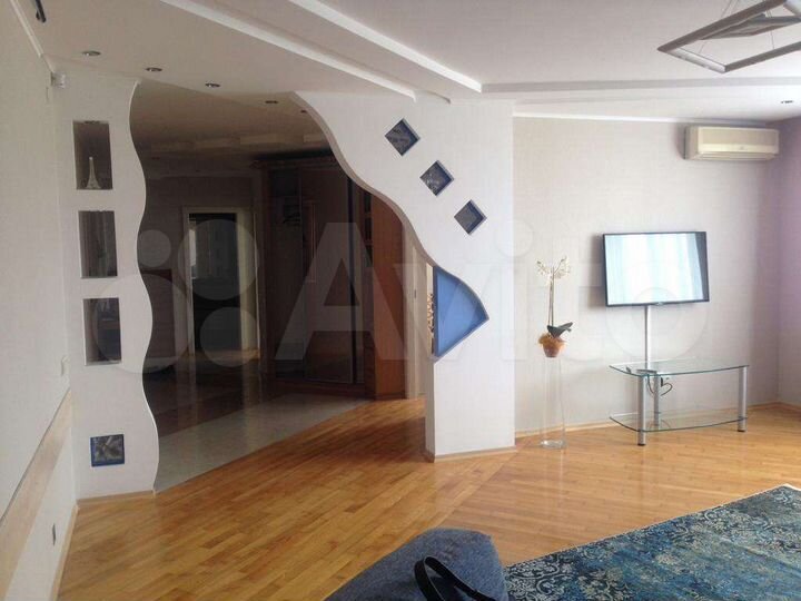 3-к. квартира, 86 м², 7/9 эт.