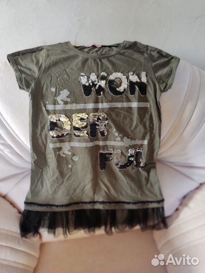 Детская туника с чёрными леггинсами