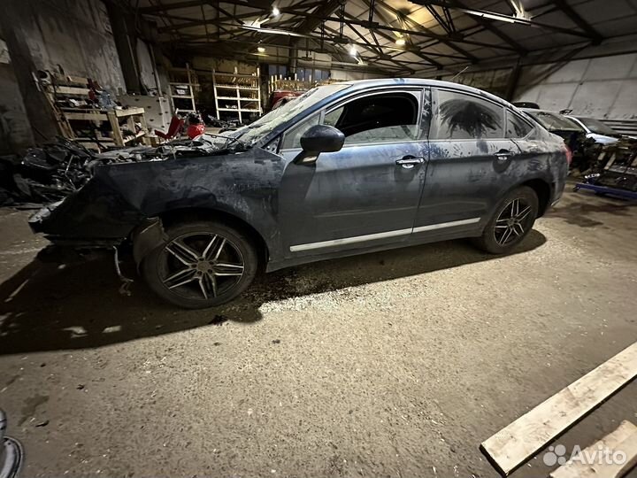 В разборе Citroen C5, 2008 г.в., 2.0 EW10A