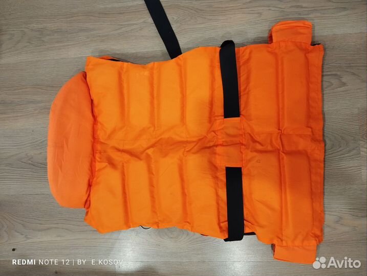 Спасательный жилет бу