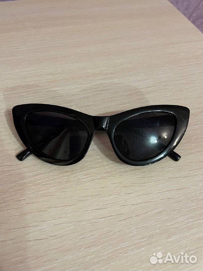 Солнцезащитные очки