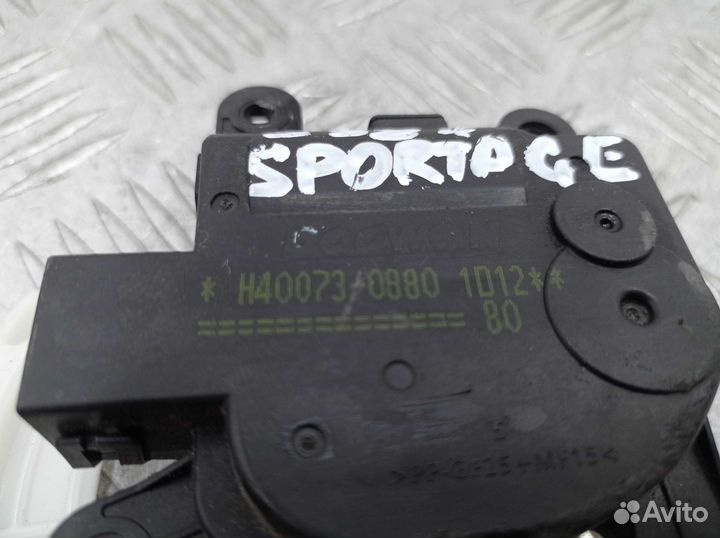 Моторчик заслонки печки Kia Sportage 3 SL H400730880