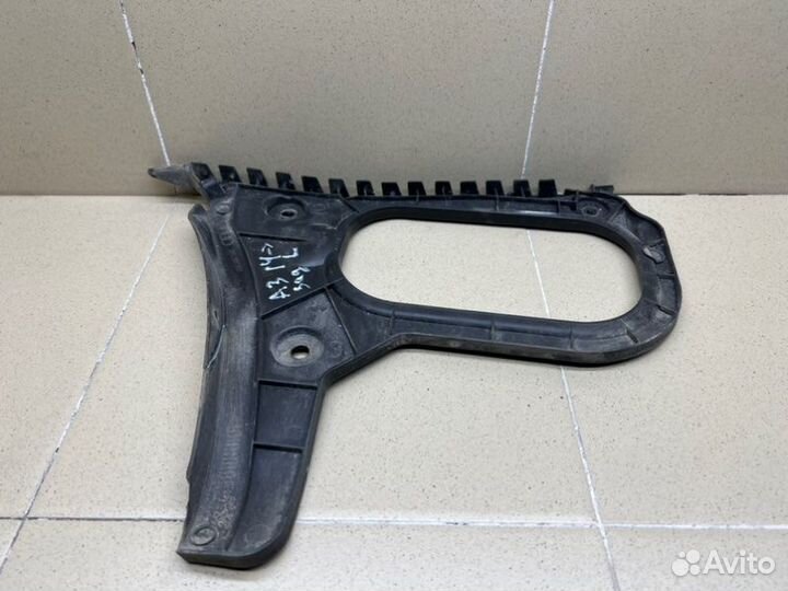 Направляющая заднего бампера левая Audi A3 8V czca