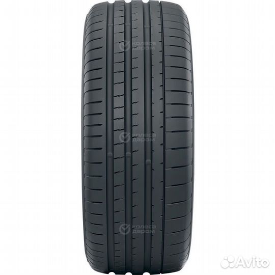 Yokohama Advan Sport V107 275/35 R22 104Y