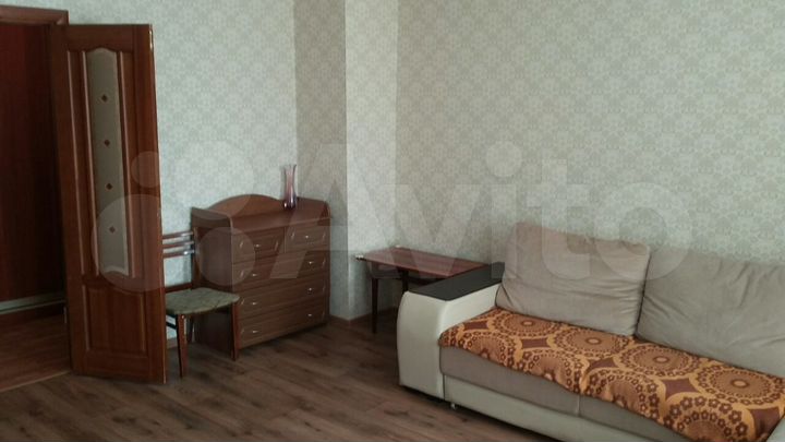 2-к. квартира, 72 м², 4/5 эт.