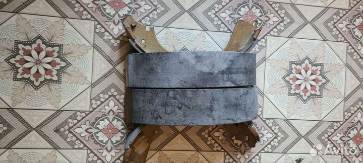 Тормозные колодки Nissan Atlas f23,82-92 гг