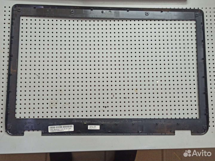 Asus K72d рамка