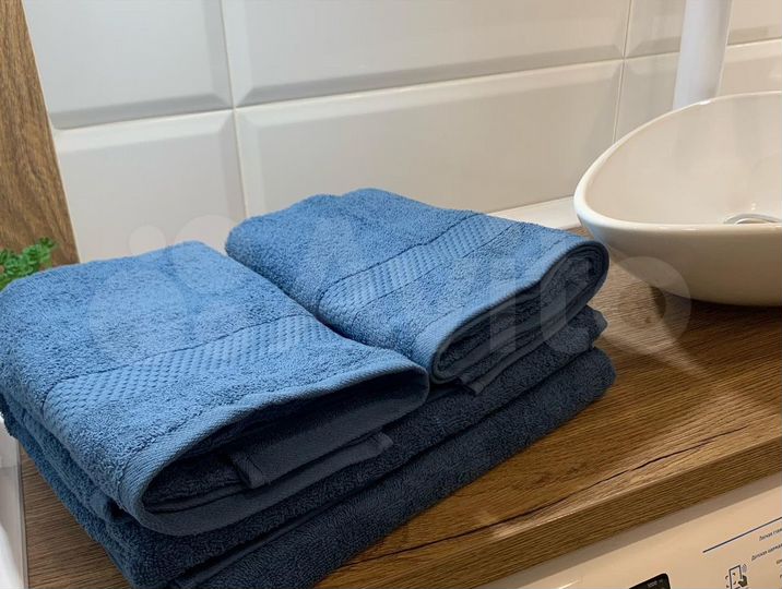 2-к. квартира, 42 м², 1/16 эт.