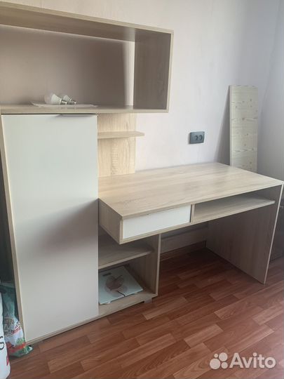 Компьютерный стол новый