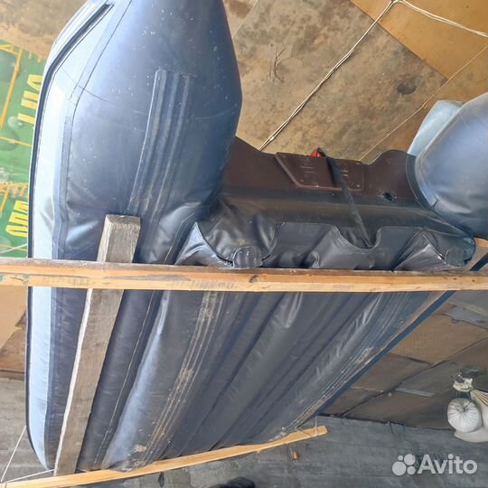 Моторная лодка