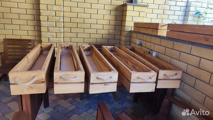 Кашпо для цветов деревянное