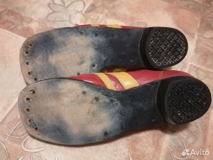 Лыжные ботинки 24р