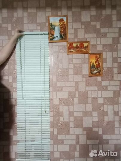 Жалюзи салатового цвета