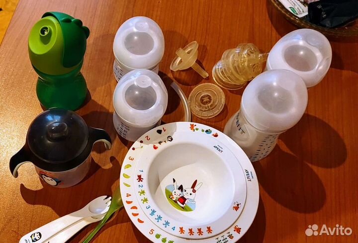 Набор бутылочек, детской посуды