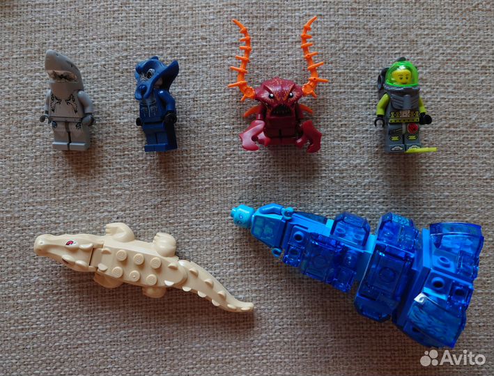 Lego Минифигурки Nexo Knights Agents и всякое