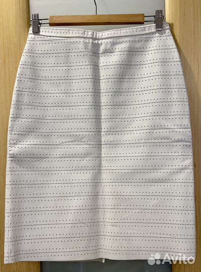 Кожаная юбка белая and other stories