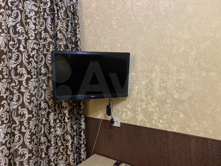 2-к. квартира, 56 м², 1/5 эт.